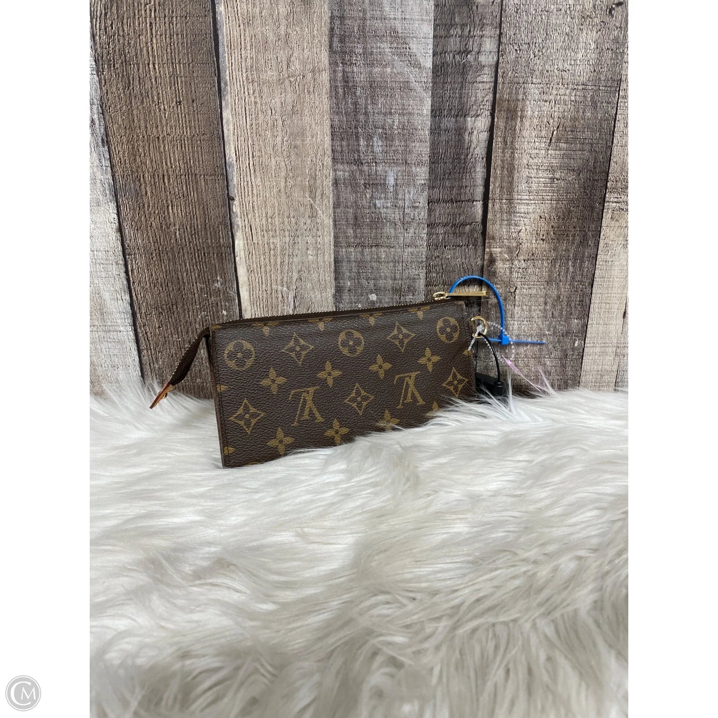 Wallet Luxury Designer By Louis Vuitton, Size: Medium
