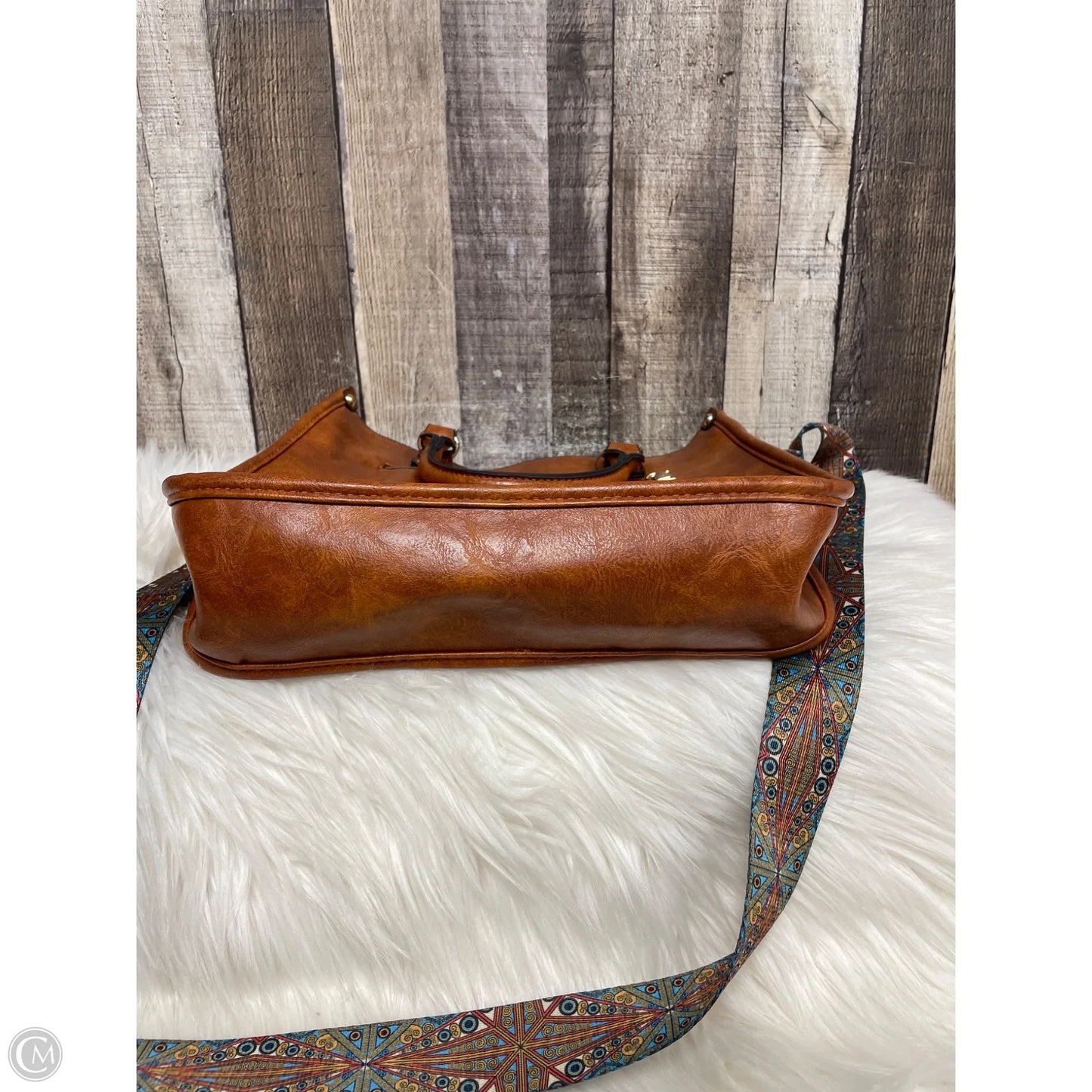 Crossbody By Cmf, Size: Medium