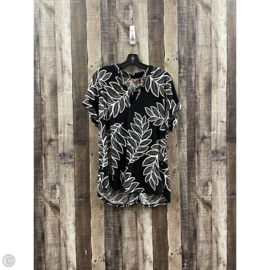 Top Short Sleeve By Cme In Black & White, Size: Xl
