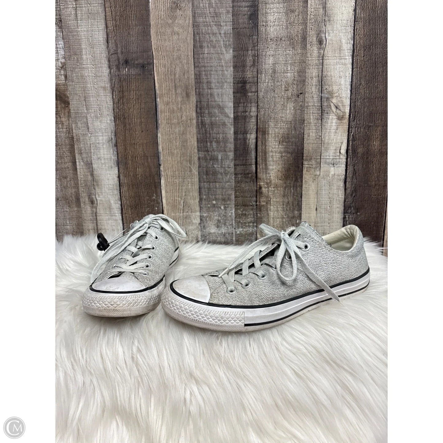 Shoes Sneakers By Converse In Grey, Size: 9