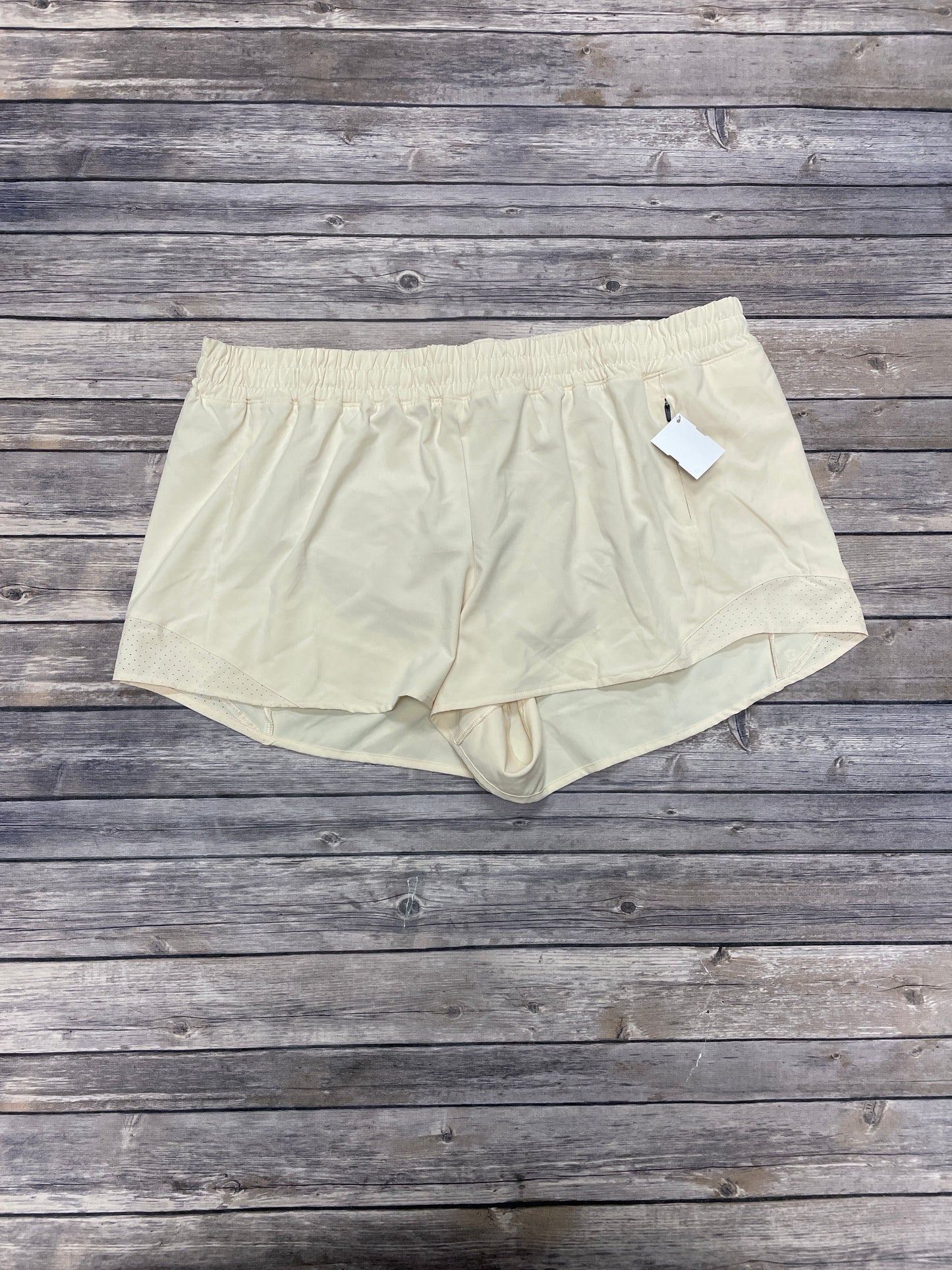 Athletic Shorts By Calia In Ivory, Size: Xxl