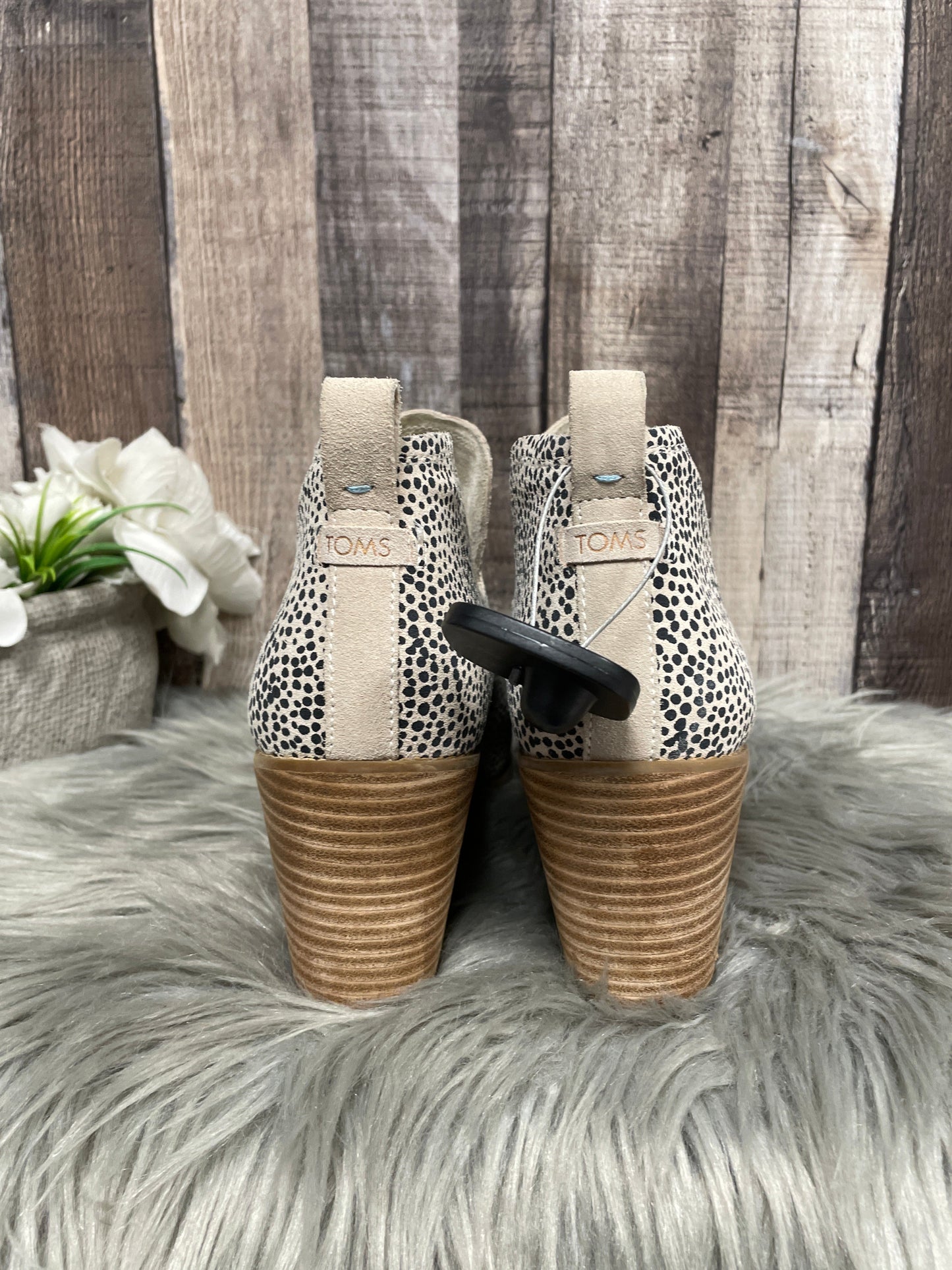 Shoes Heels Wedge By Toms In Animal Print, Size: 10