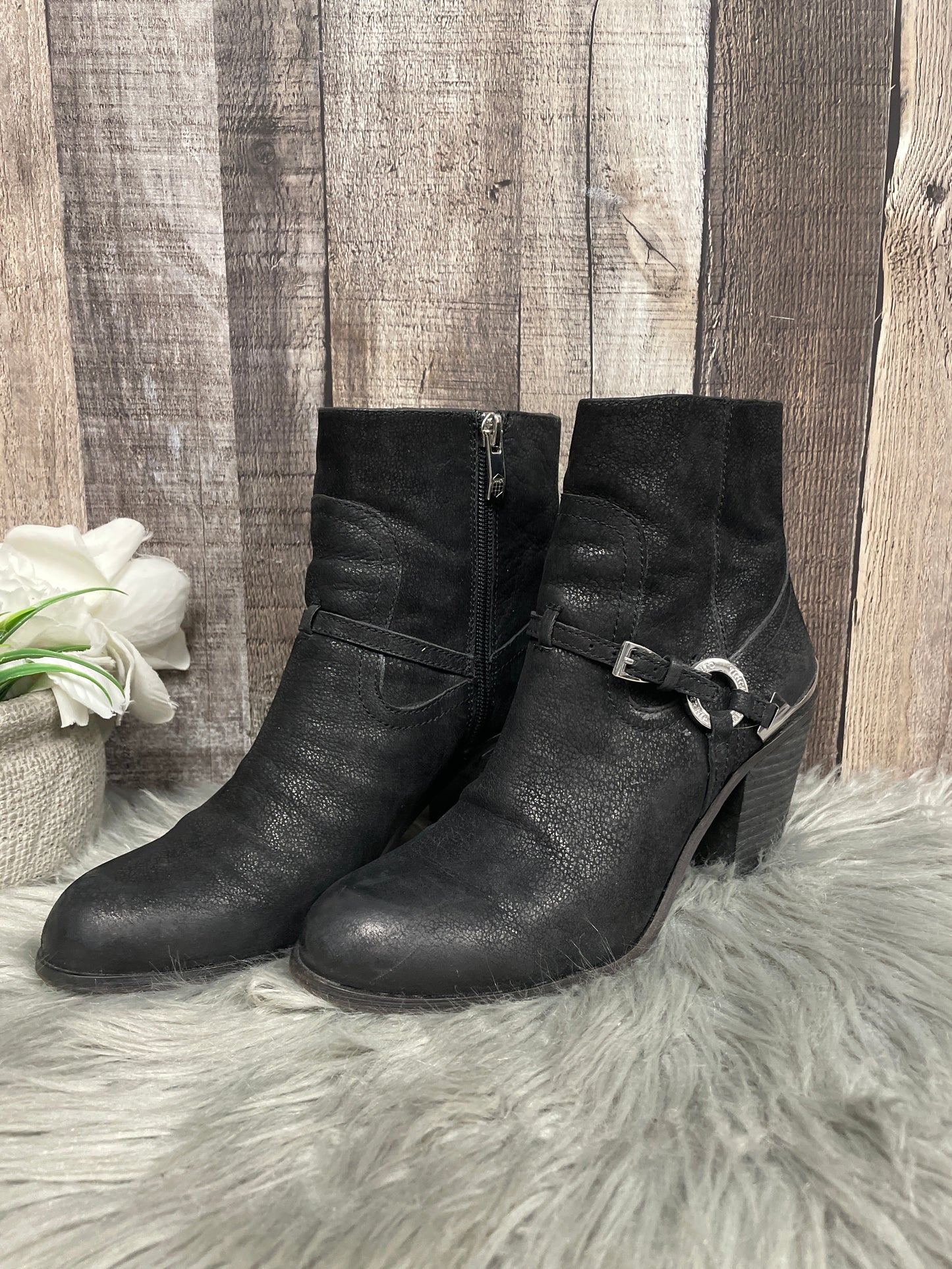 Boots Ankle Heels By Vince Camuto In Black, Size: 7