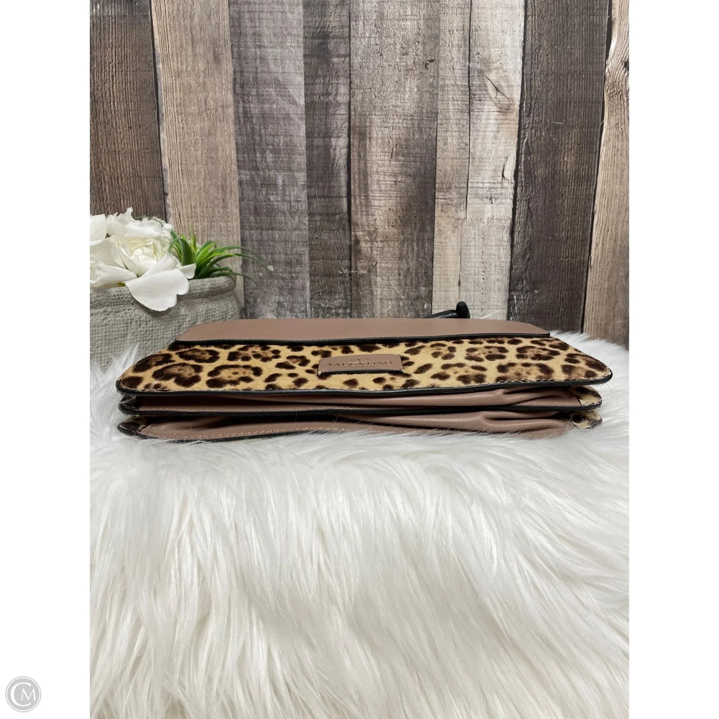 Handbag Luxury Designer By Valentino-garavani, Size: Medium