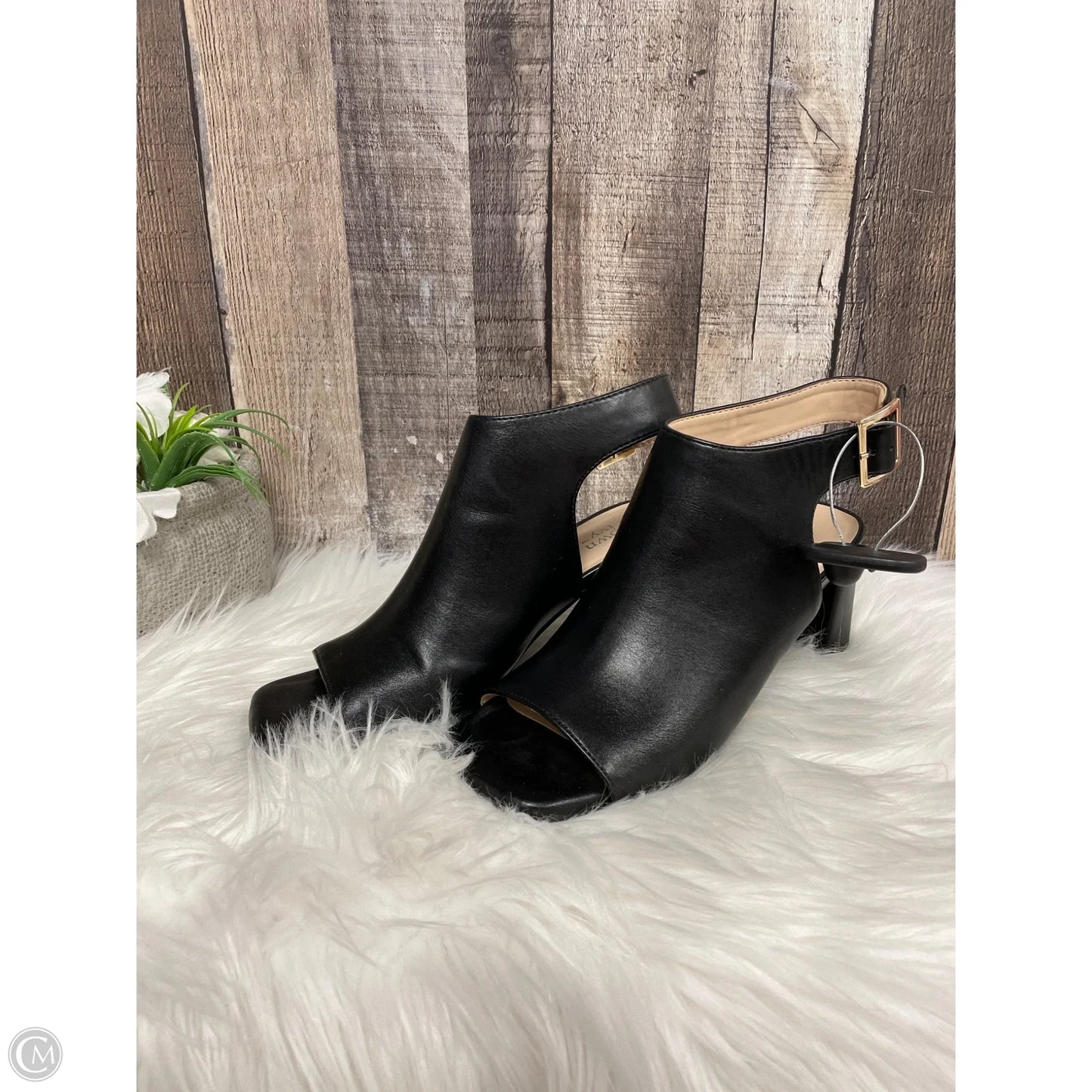 Sandals Heels Block By Crown And Ivy In Black, Size: 6.5