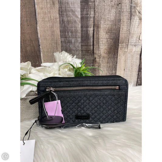 Wristlet By Vera Bradley, Size: Medium