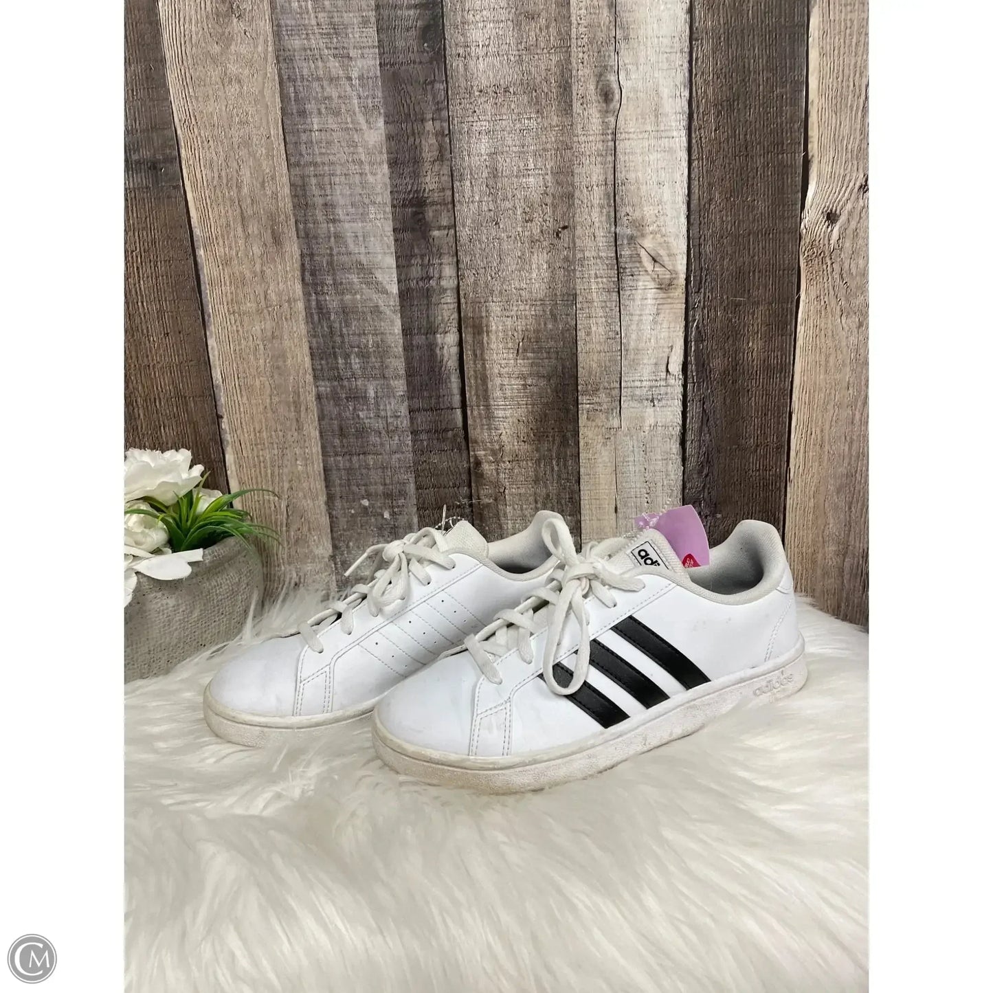 Shoes Athletic By Adidas In White, Size: 7