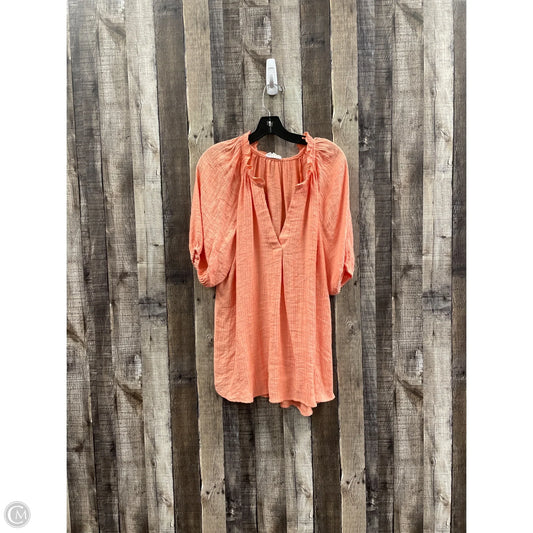 Top Short Sleeve By Cme In Peach, Size: 1x