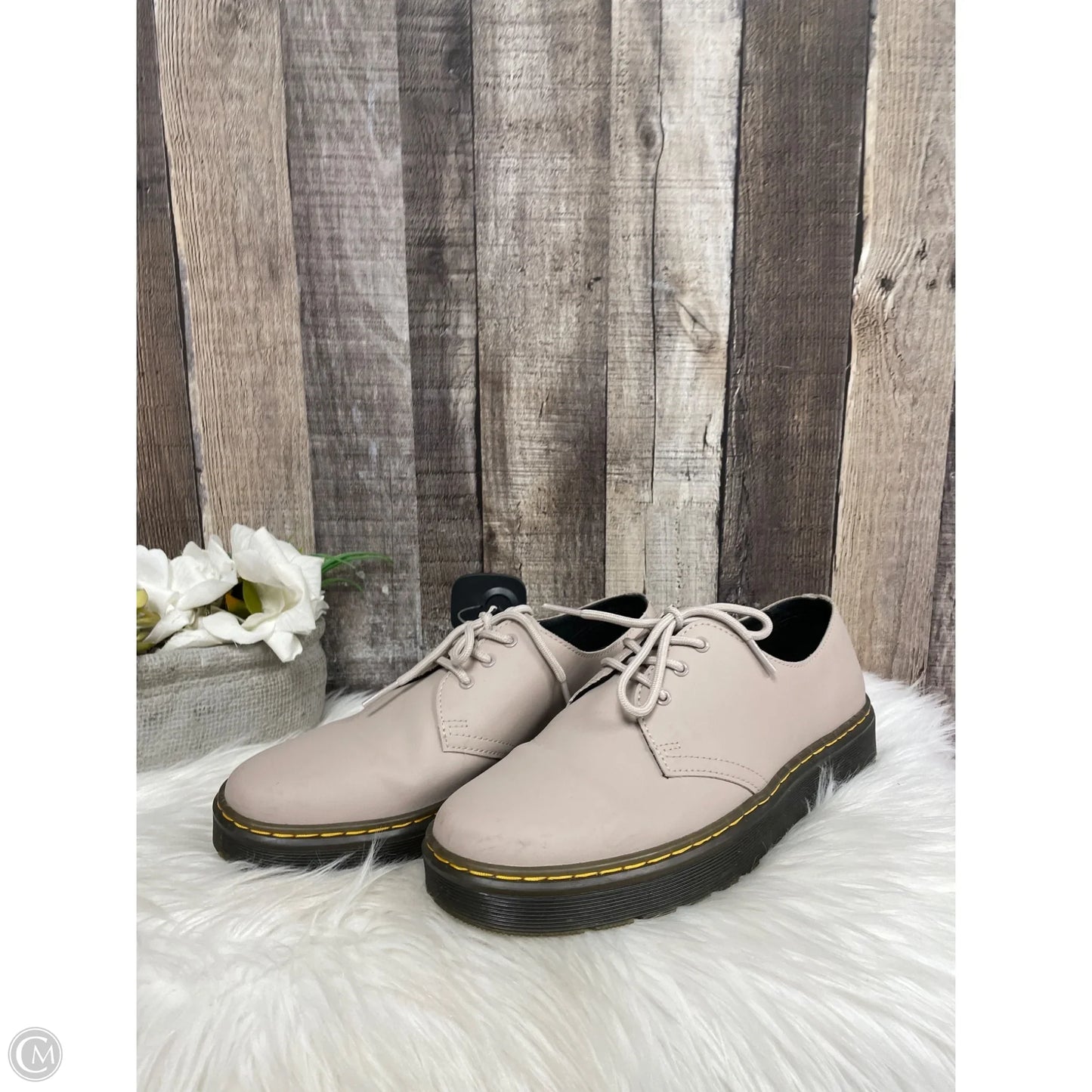 Shoes Flats By Dr Martens In Tan, Size: 8