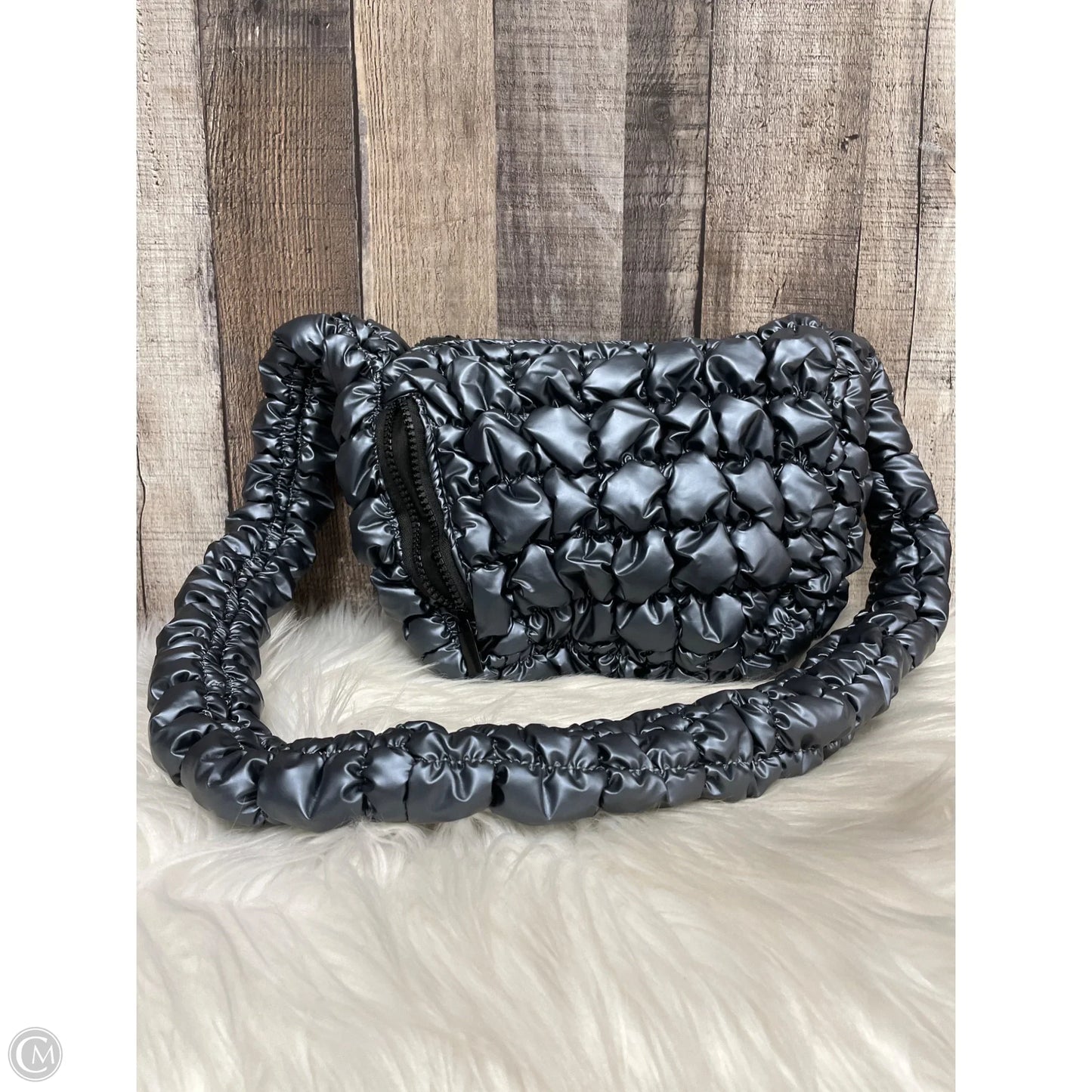 Crossbody By Cmf, Size: Medium