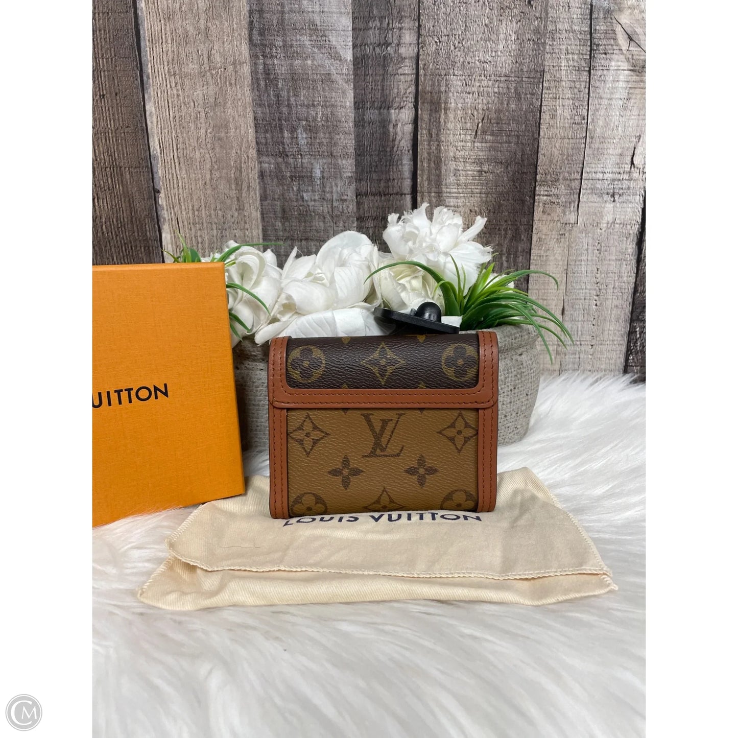 Wallet Luxury Designer By Louis Vuitton, Size: Small