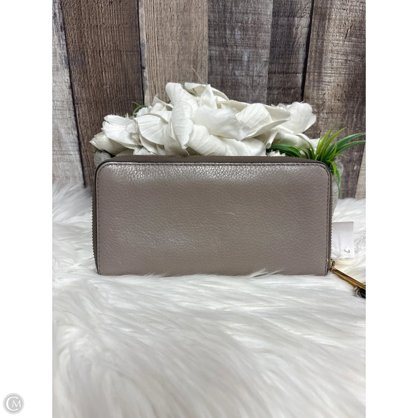 Wallet Luxury Designer By Marc Jacobs, Size: Medium