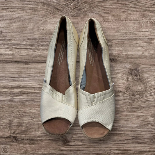 Sandals Heels Wedge By Toms In Cream, Size: 7.5