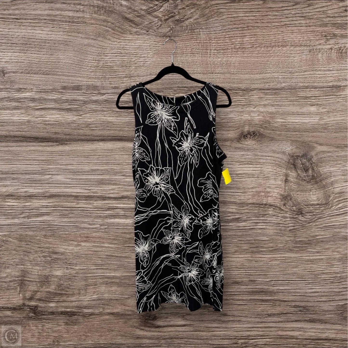 Dress Casual Short By Tommy Bahama In Black & White, Size: Xl