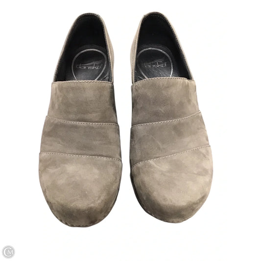 Shoes Heels Platform By Dansko In Grey, Size: 6.5