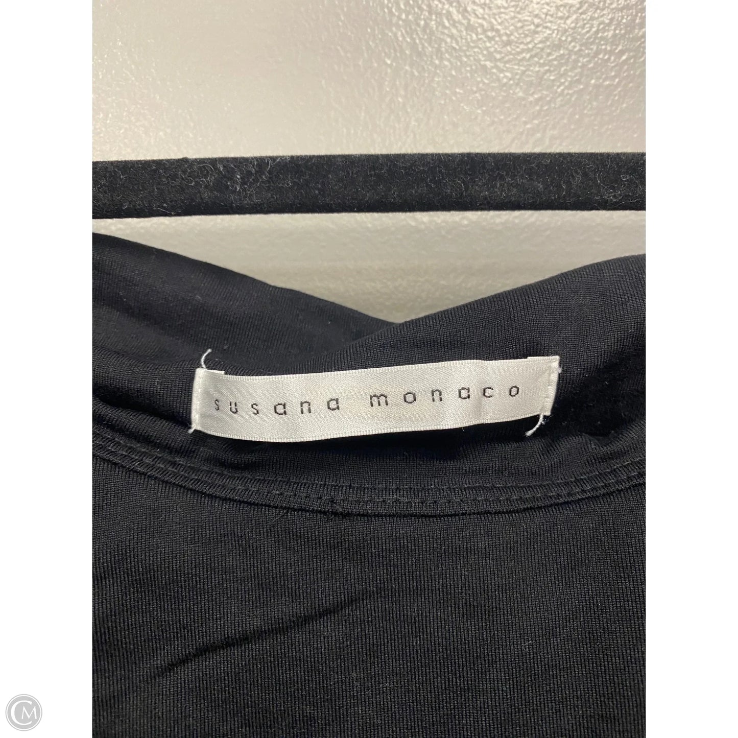Top Short Sleeve By Clothes Mentor In Black, Size: S