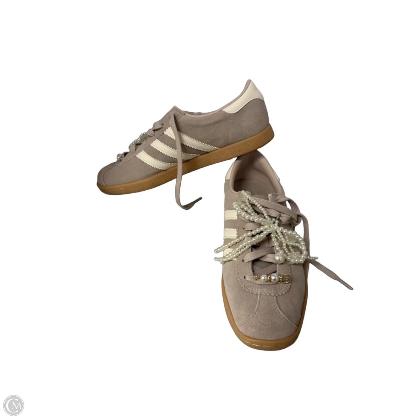 Shoes Sneakers By Adidas In Tan & White, Size: 10