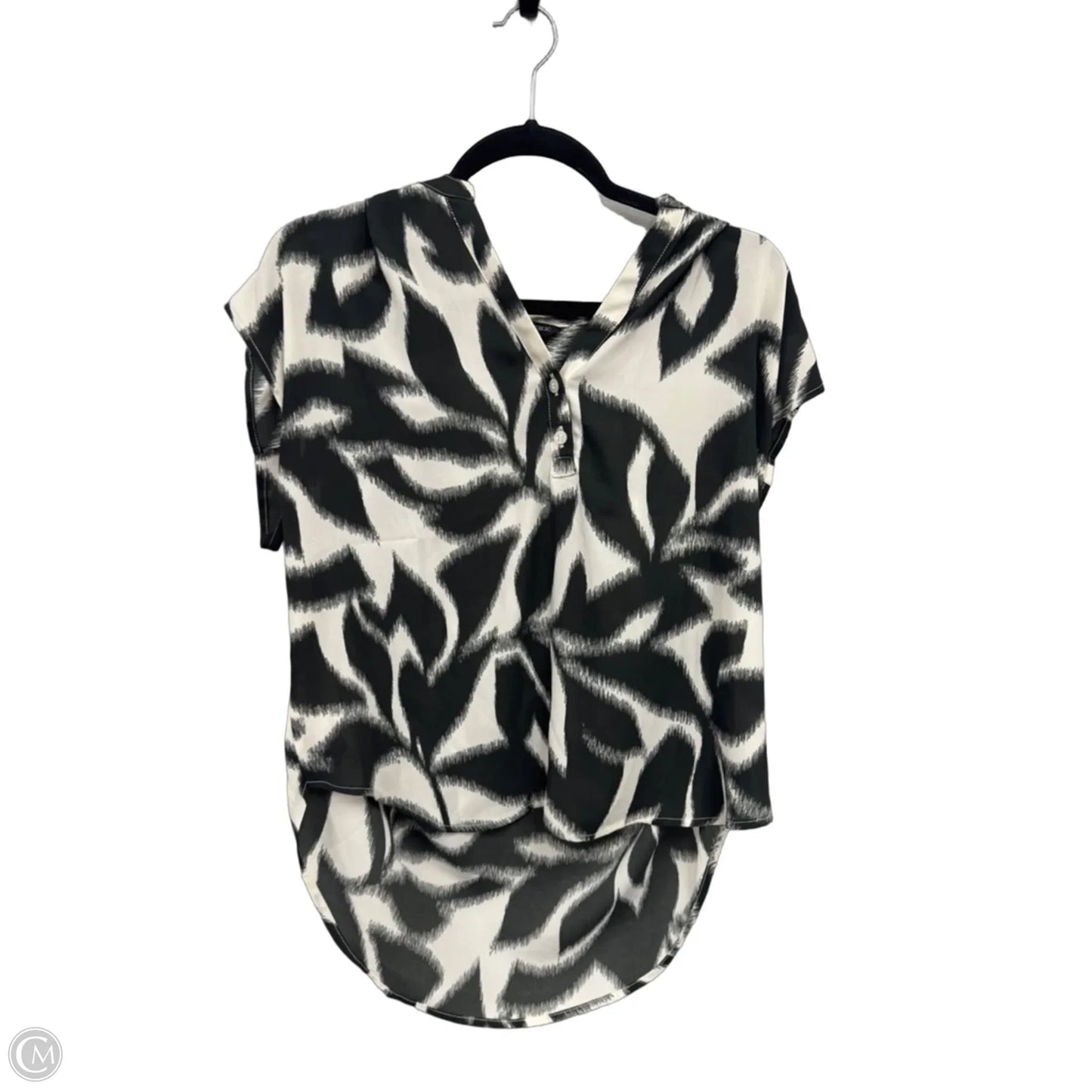 Top Short Sleeve By Banana Republic In Grey & White, Size: S