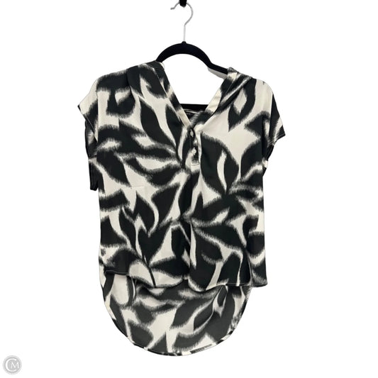 Top Short Sleeve By Banana Republic In Grey & White, Size: S