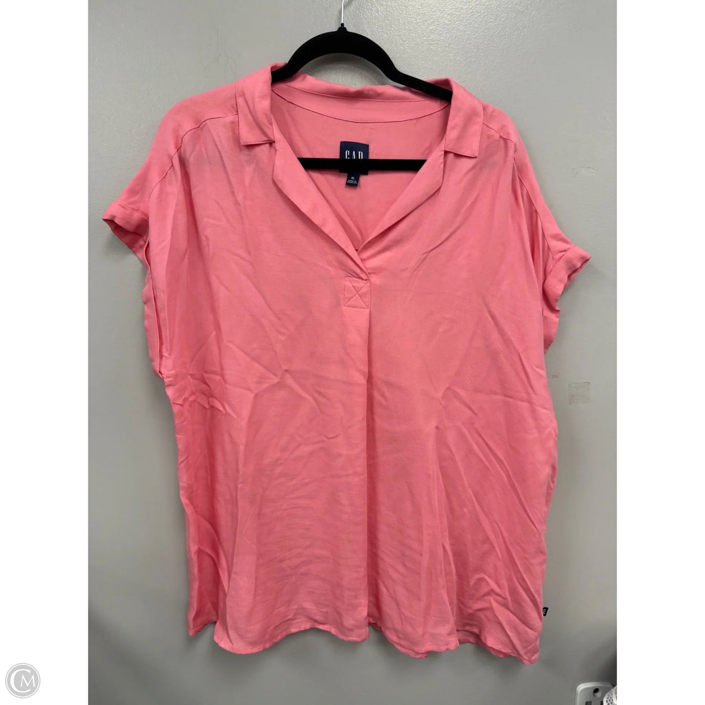 Top Short Sleeve By Gap In Coral, Size: Xl