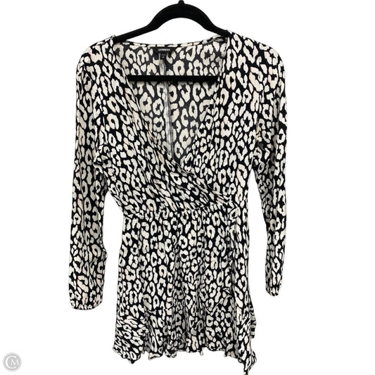 Dress Casual Short By Express In Black & White, Size: S