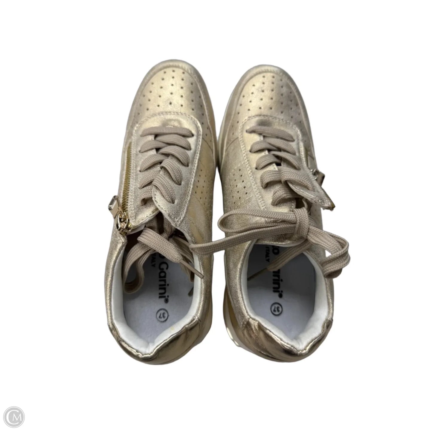 Shoes Sneakers By Clothes Mentor In Gold, Size: 6.5