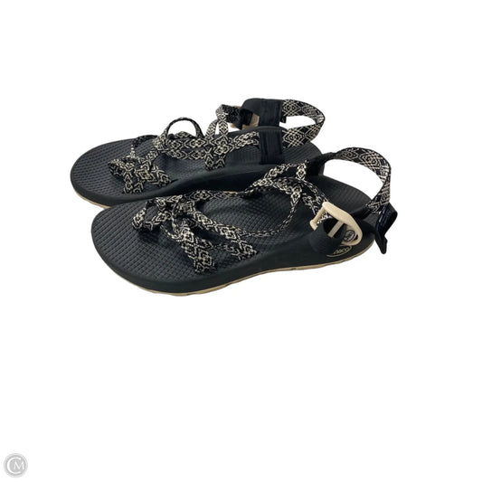 Sandals Flats By Chacos In Black & Cream, Size: 9