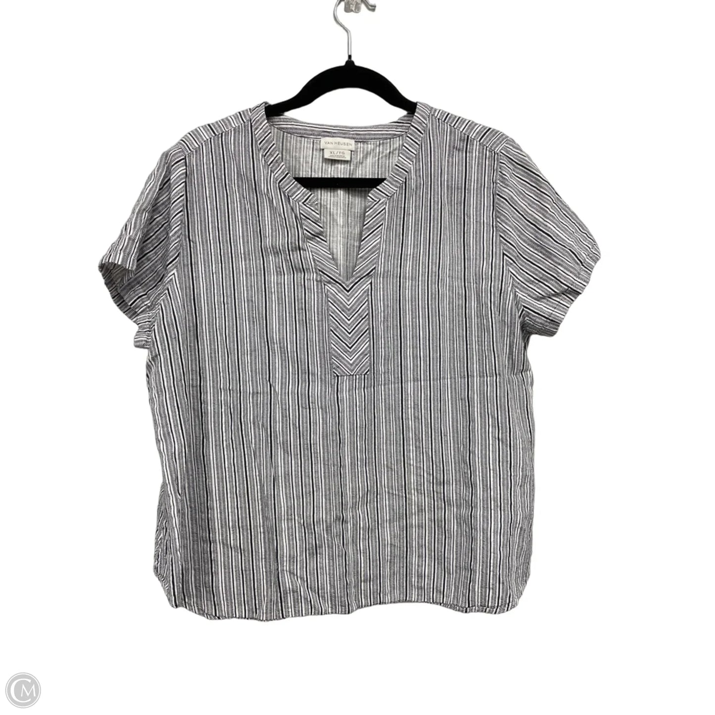 Top Short Sleeve By Van Heusen In Black & White, Size: Xl