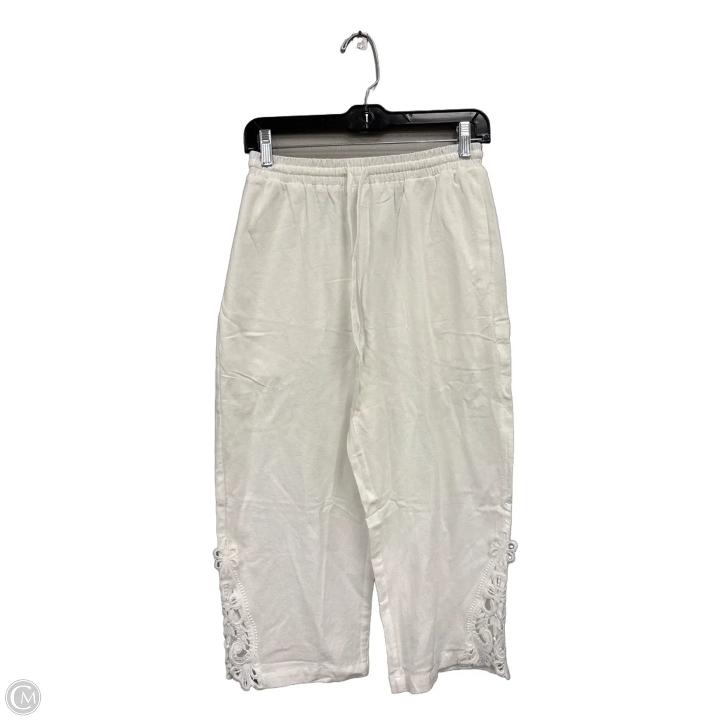 Pants Cropped By Clothes Mentor In Cream, Size: S