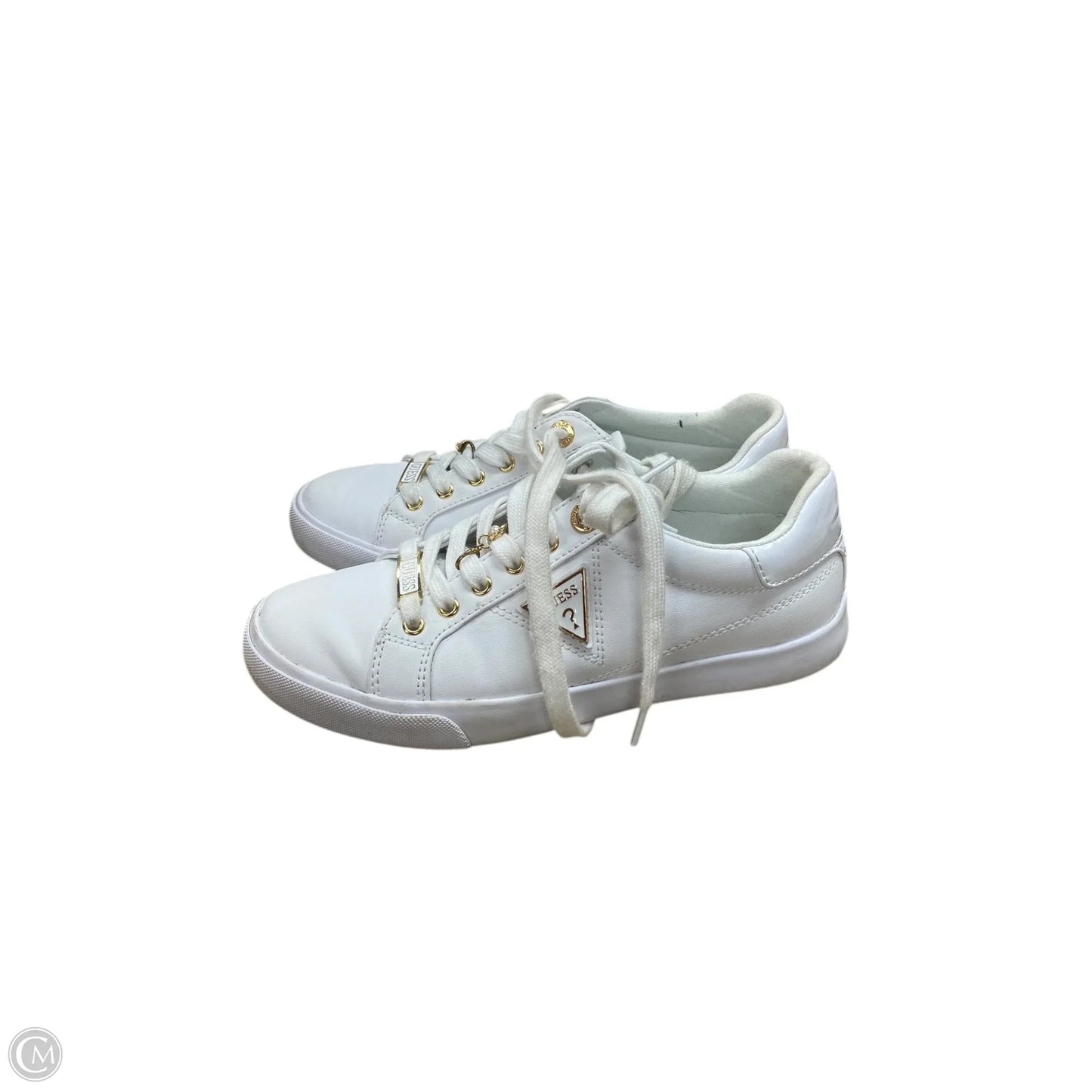 Shoes Sneakers By Guess In Gold & White, Size: 7