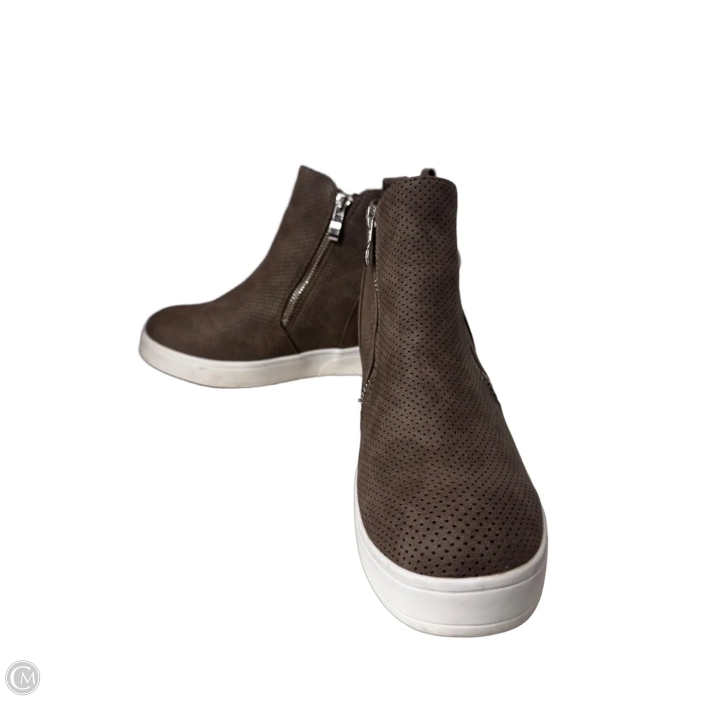 Shoes Sneakers By Journee In Grey, Size: 7.5