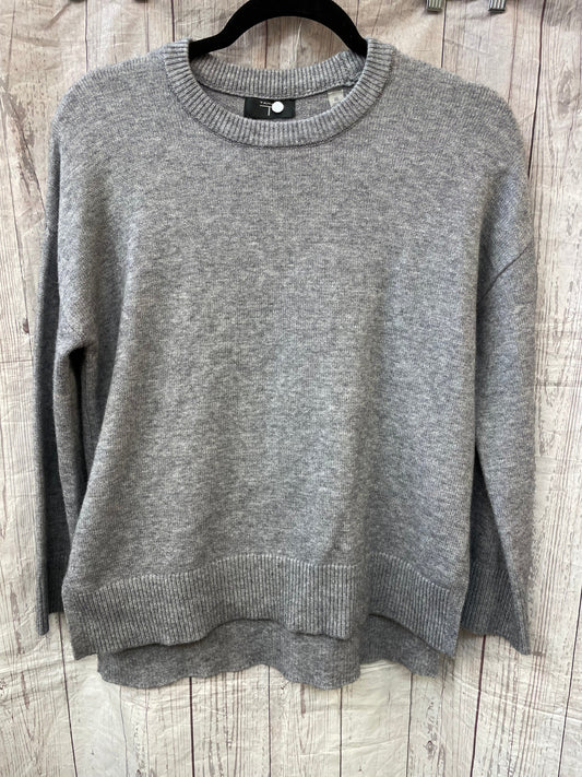 Sweater By T Tahari  Size: Xs