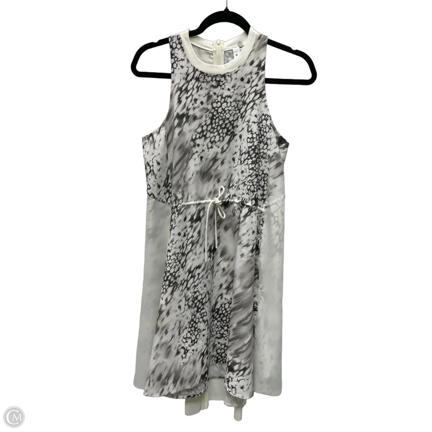 Dress Athletic Short By Lululemon In Cream & Green, Size: S