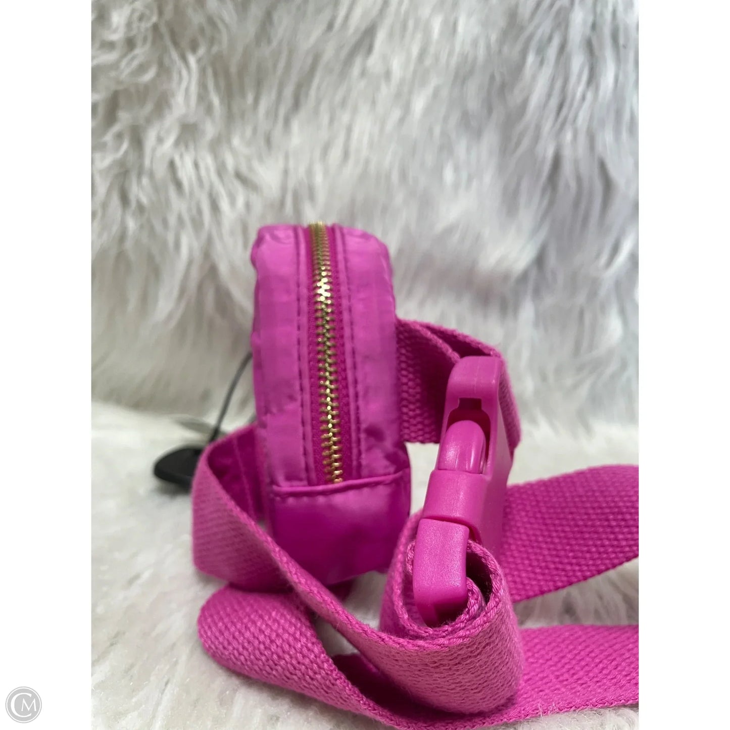 Belt Bag By Wild Fable, Size: Small