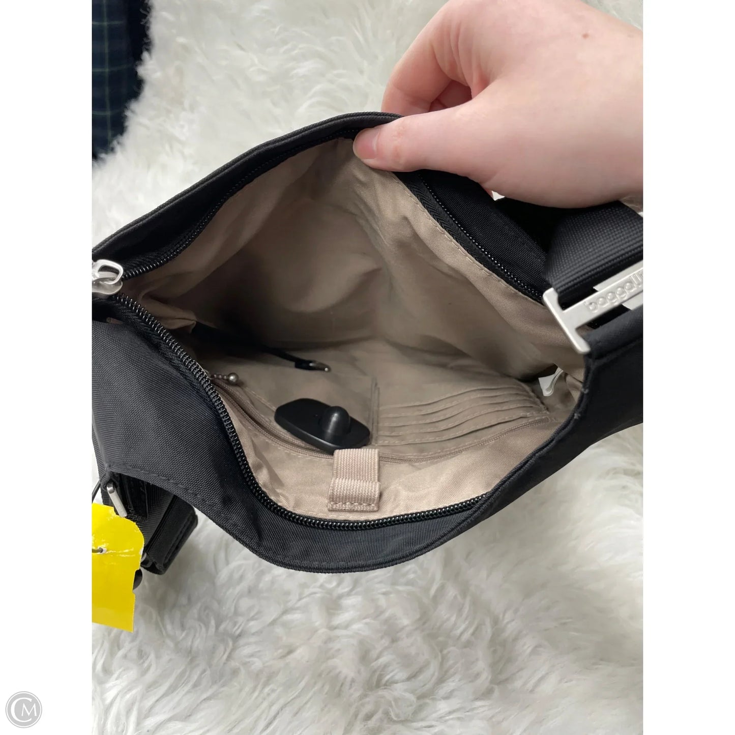 Crossbody By Baggallini, Size: Large