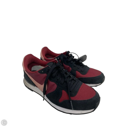 Shoes Sneakers By Nike In Black & Red, Size: 9