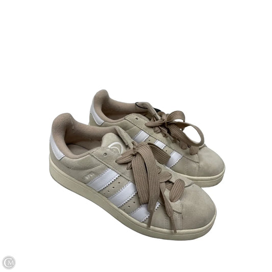 Shoes Sneakers By Adidas In Tan & White, Size: 8