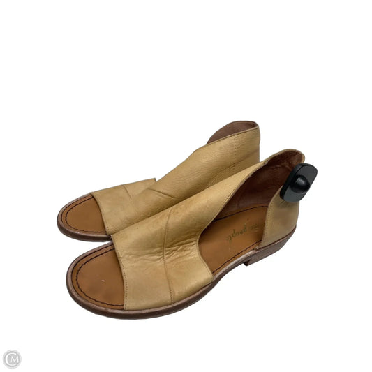 Shoes Flats By Free People In Yellow, Size: 7