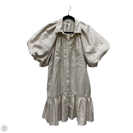 Dress Casual Short By Clothes Mentor In Striped Pattern, Size: M