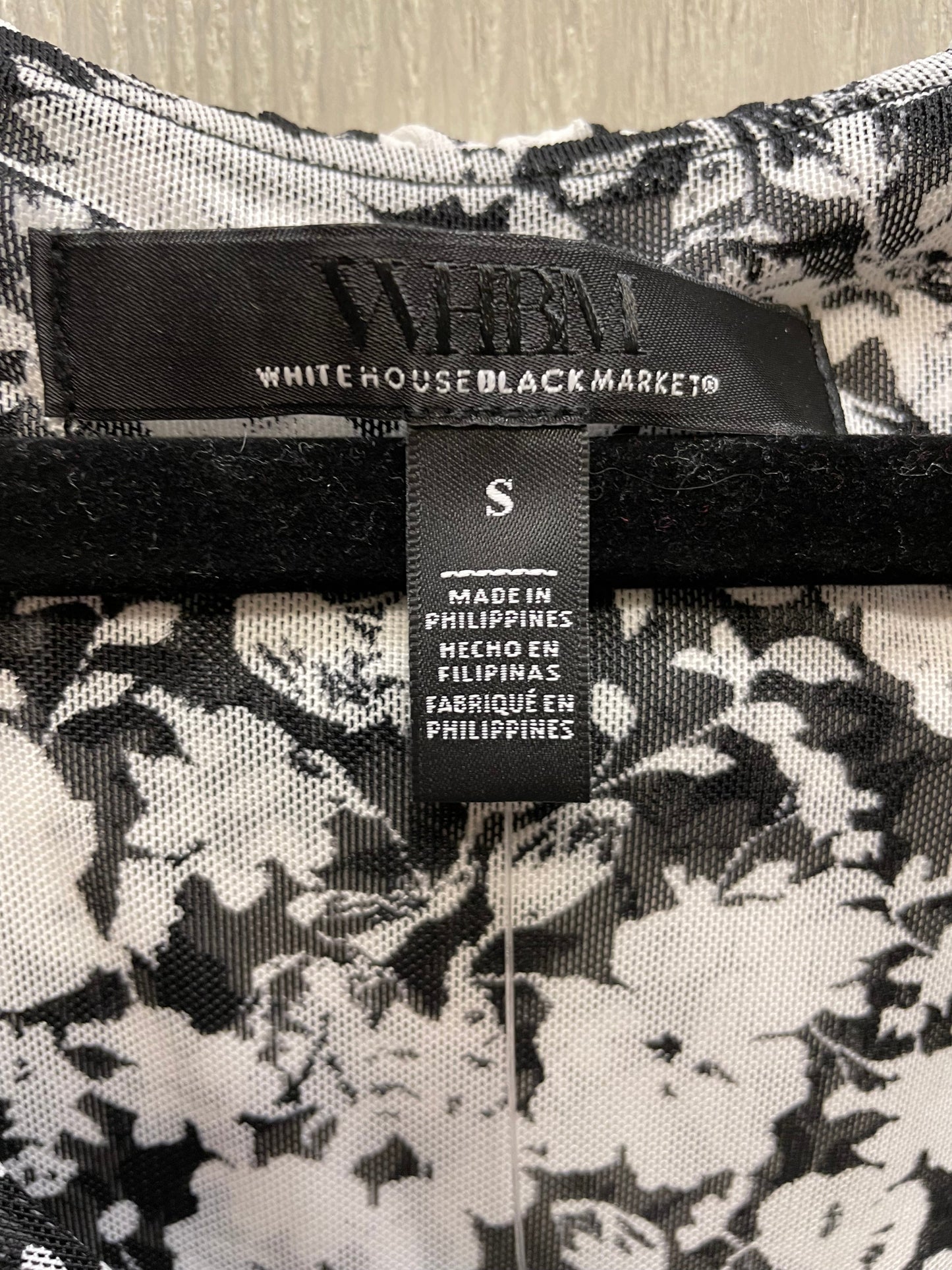 Floral Print Blouse Short Sleeve White House Black Market, Size S