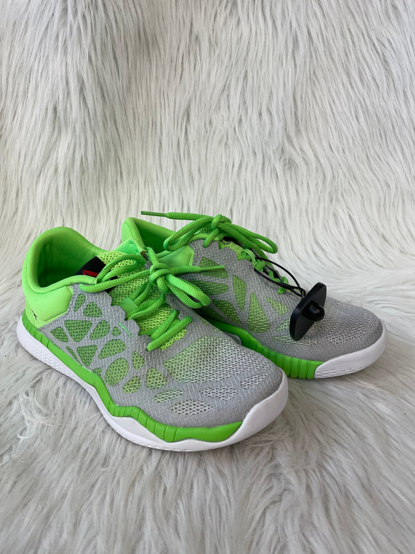 Shoes Athletic By Reebok In Green & Grey, Size: 7