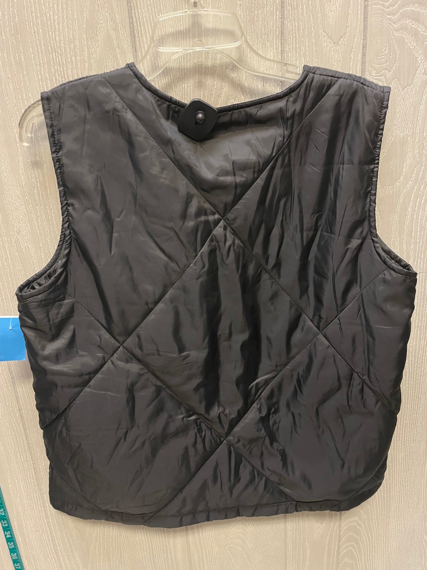 Vest Puffer & Quilted By Socialite In Black, Size: S