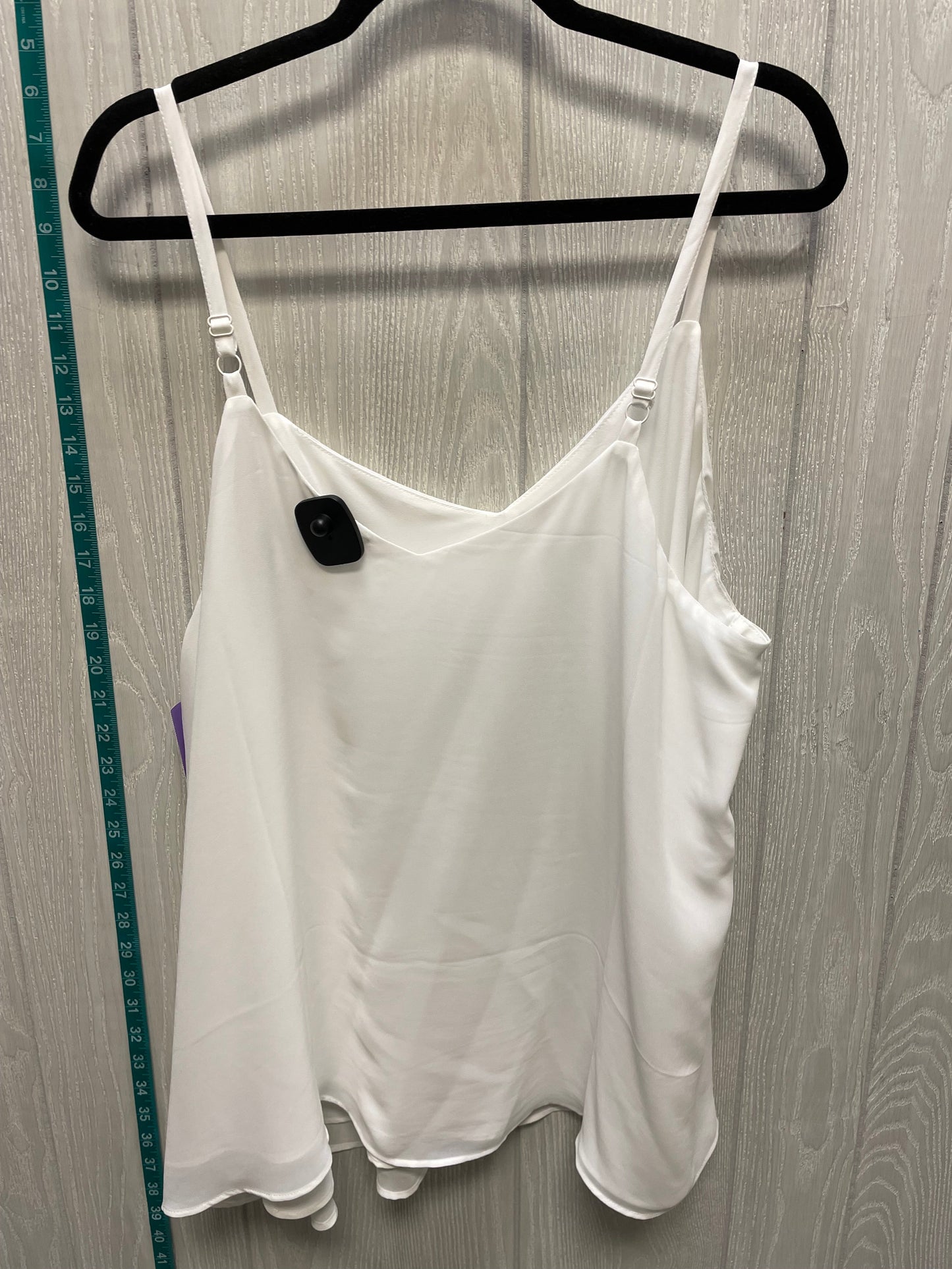 White Top Sleeveless Torrid, Size 2x