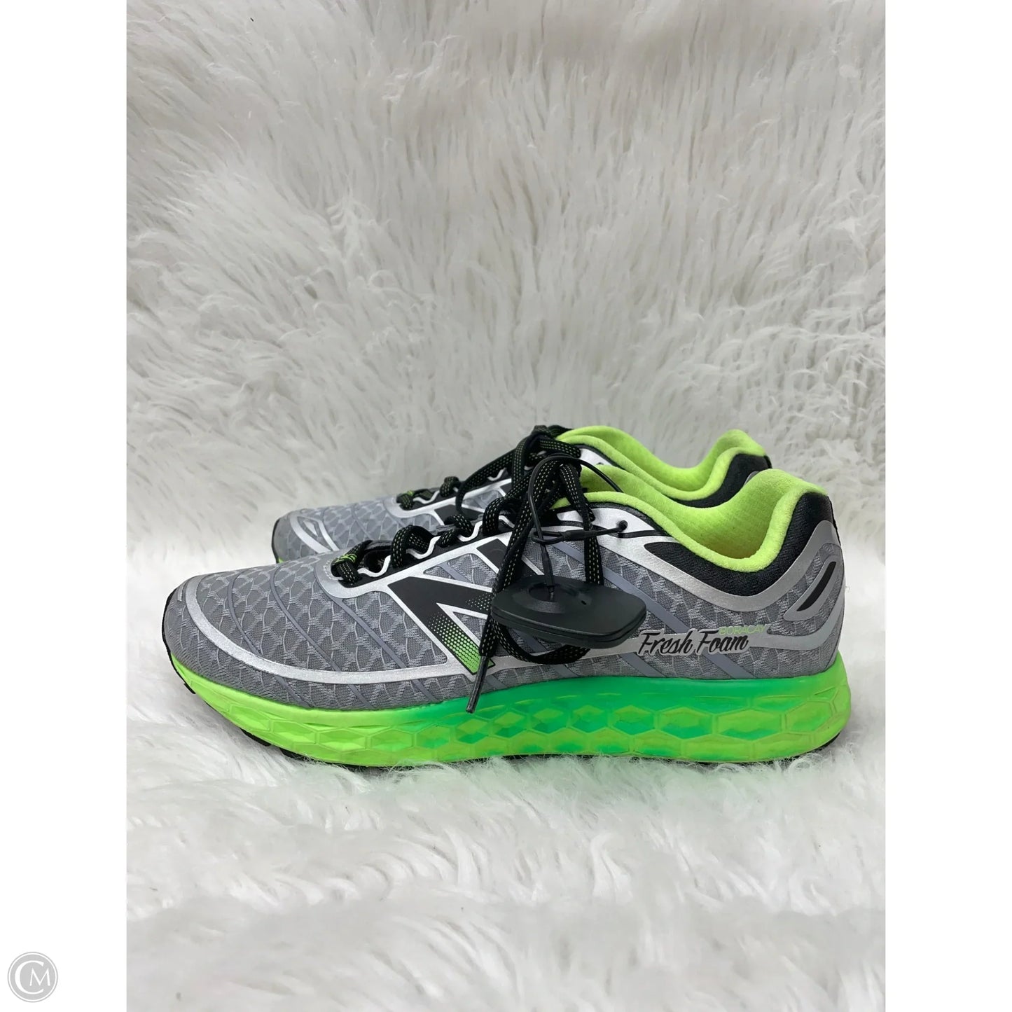 Shoes Athletic By New Balance In Green & Grey, Size: 8.5