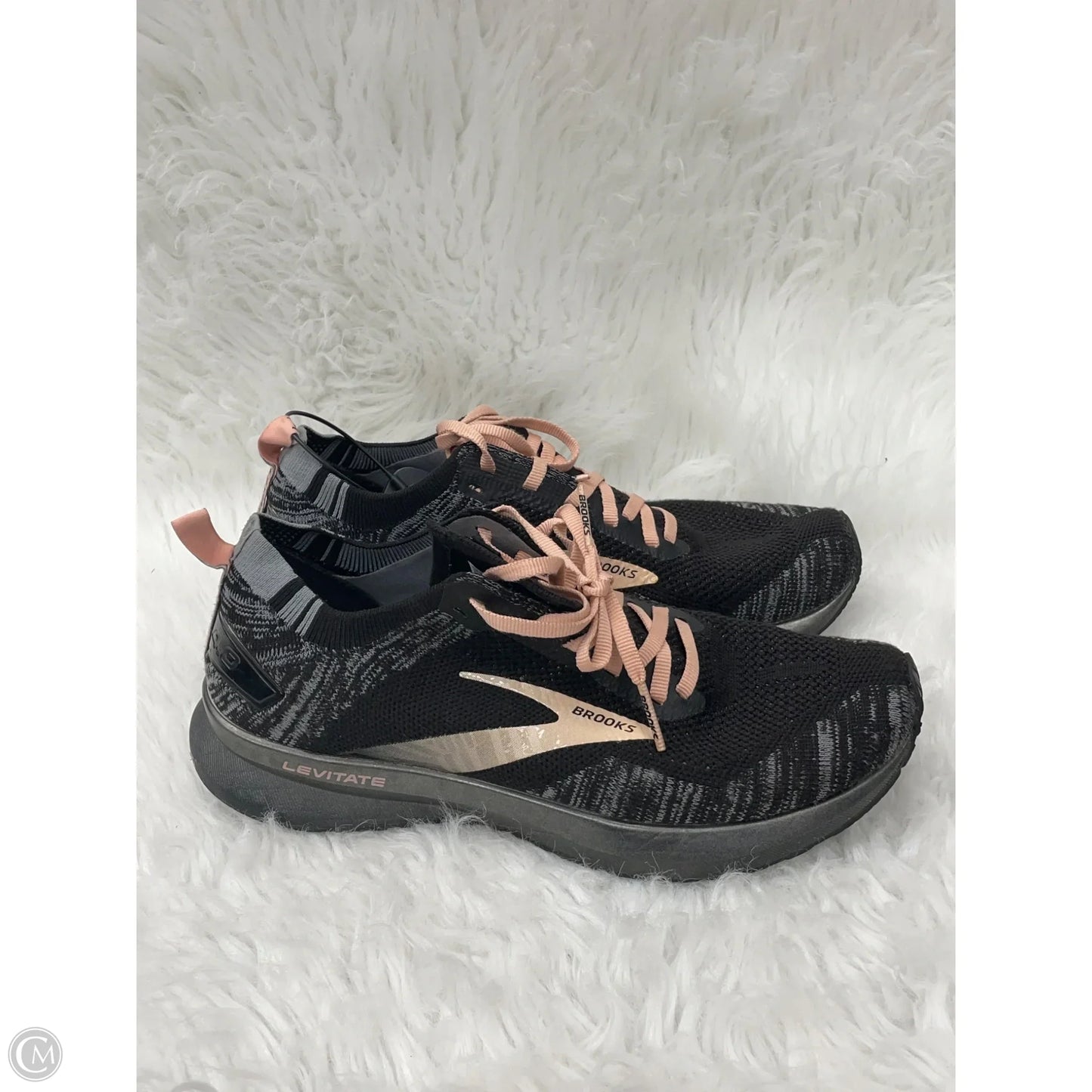 Shoes Athletic By Brooks In Black, Size: 9