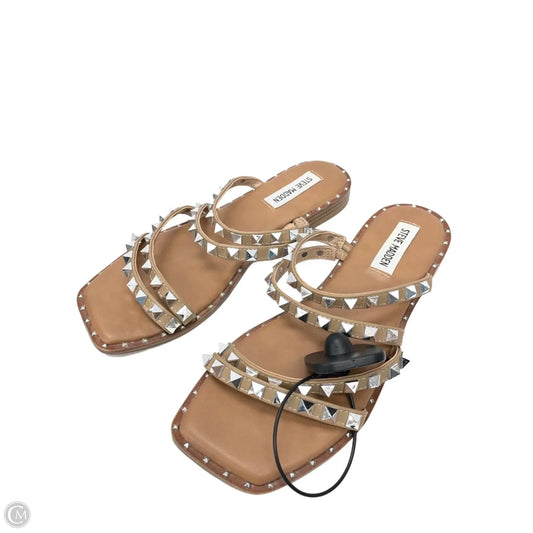 Sandals Flats By Steve Madden In Tan, Size: 7