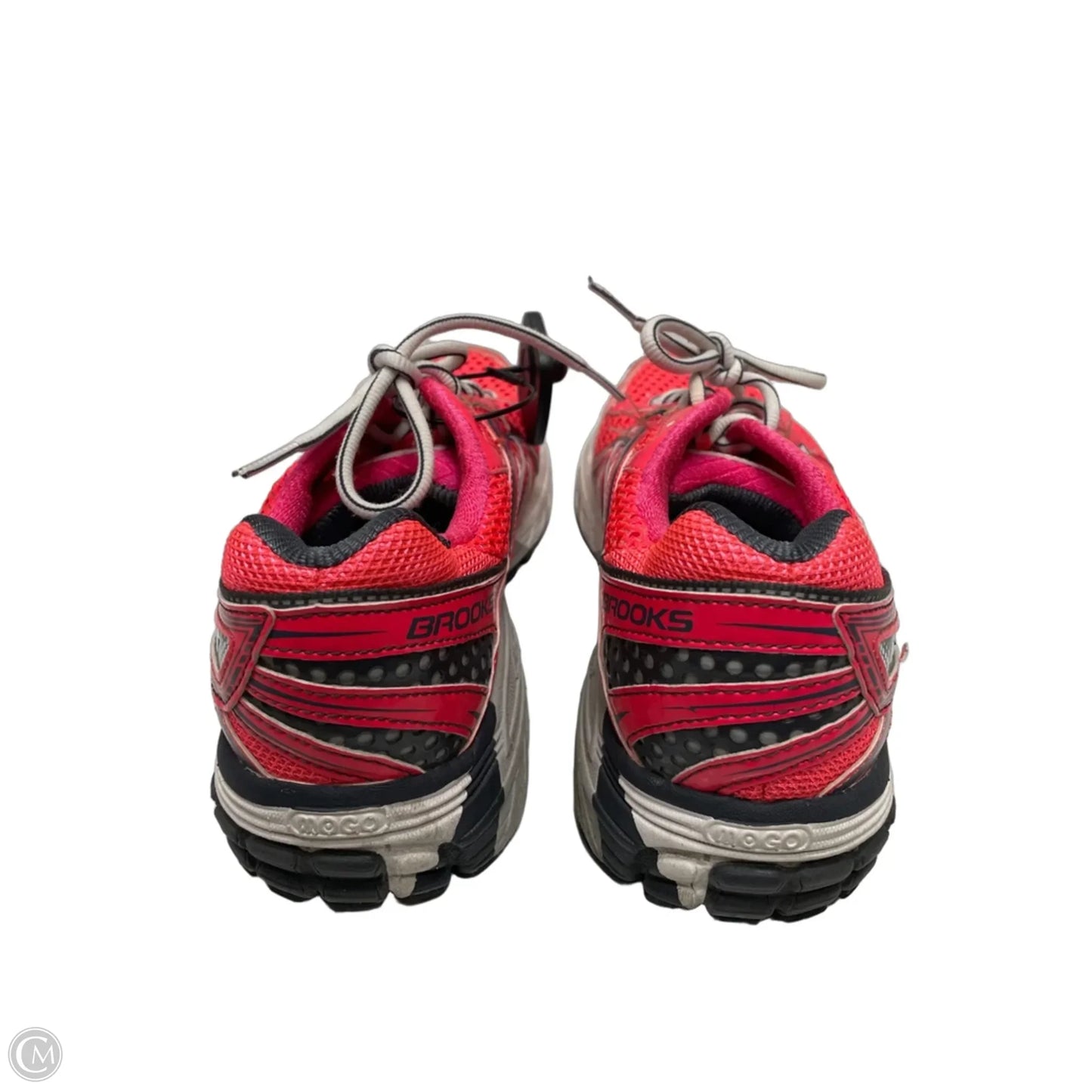 Shoes Athletic By Brooks In Coral, Size: 9.5