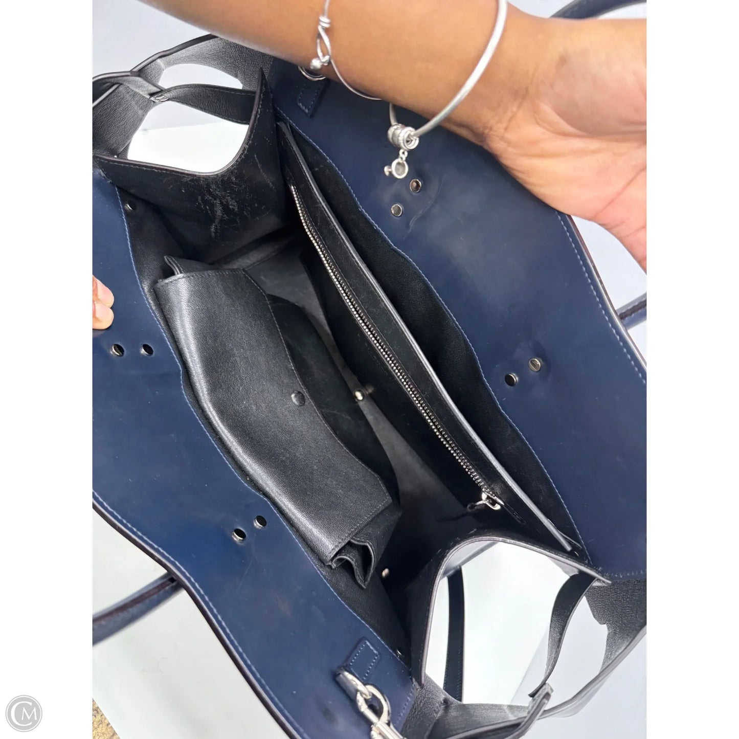 Handbag Luxury Designer By Givenchy, Size: Large