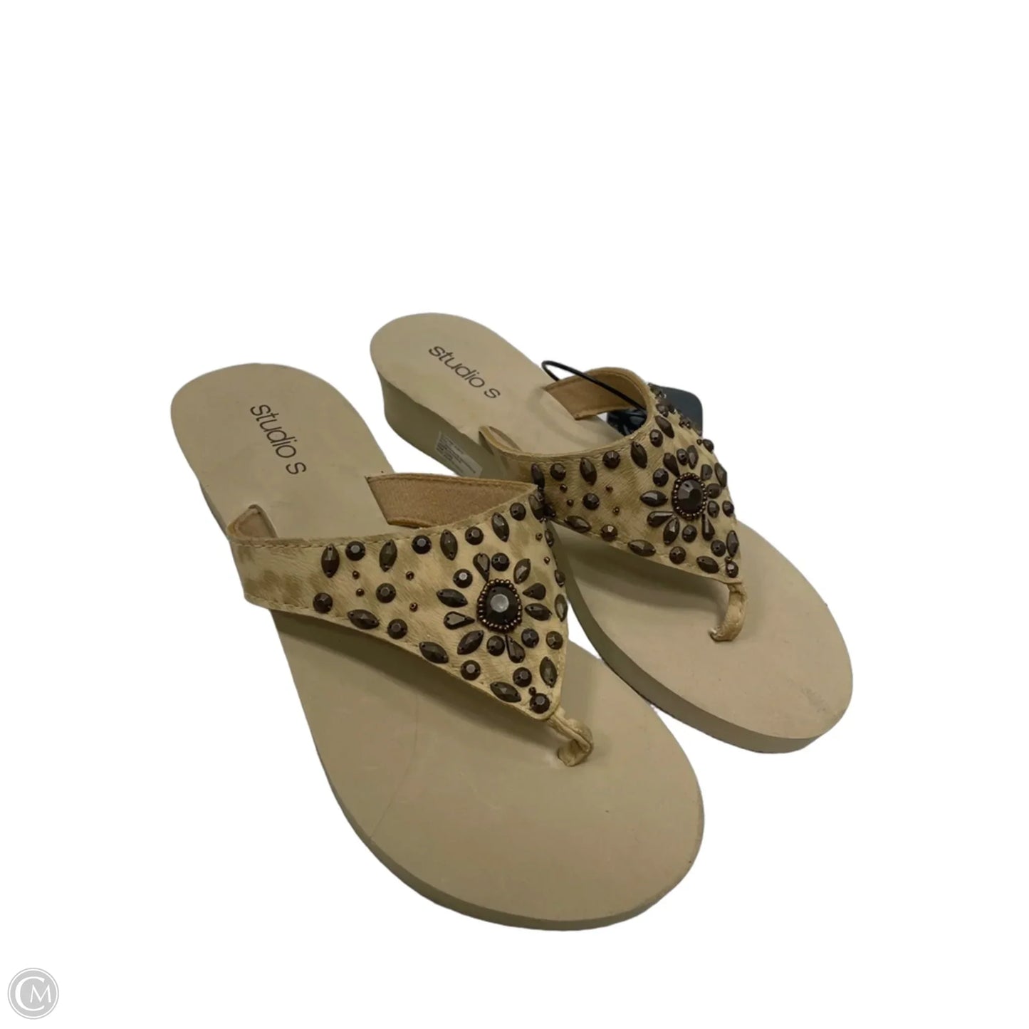 Sandals Flip Flops By Clothes Mentor In Taupe, Size: 7