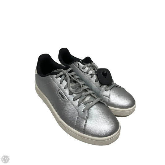 Shoes Sneakers By Adidas In Silver, Size: 10
